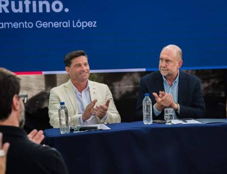 INTENDENTE NATALIO LATTNZI HABLO CON EL GOBERNADOR OMAR PEROTTI