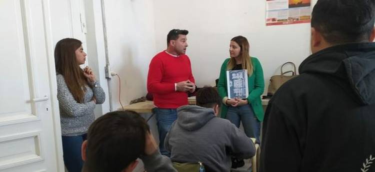 INTENDETE NATALIO LATTANZI: COMPETENCIA Y PREMIOS PARA EL DIA DE LA JUVENTUD