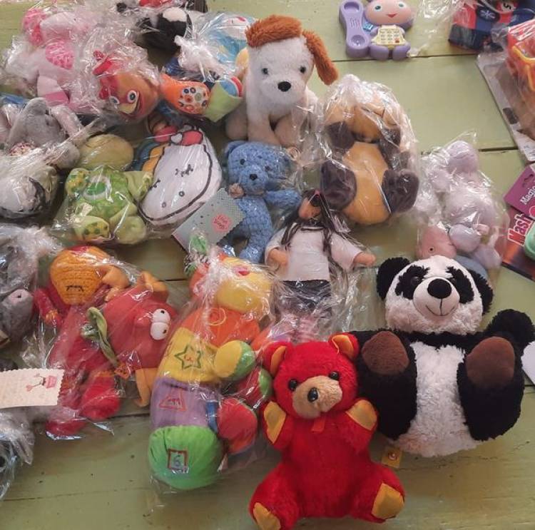 DONACION DE JUGUETES PARA GUARDERIA MUNICIPAL DEL CAF