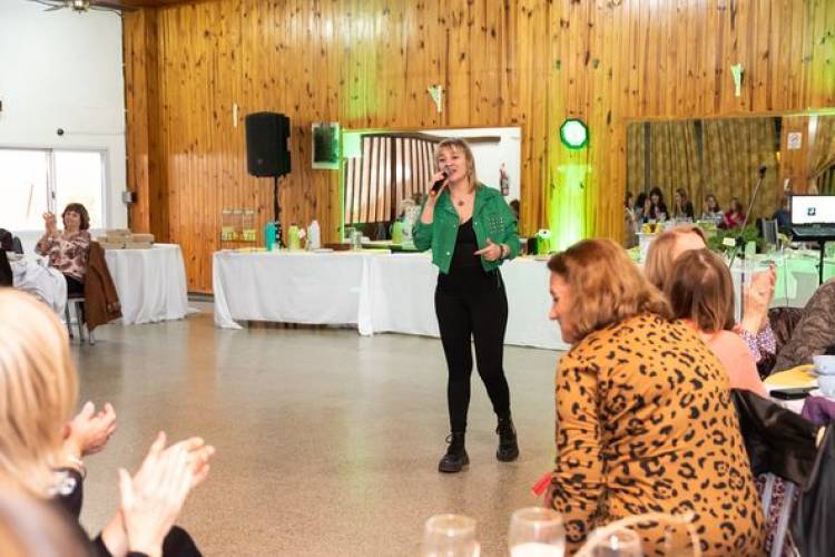 HOMENAJE A DOCENTES JUBILADOS