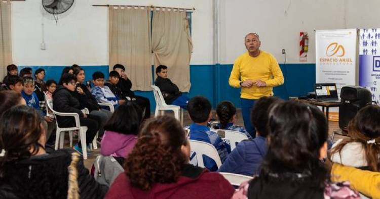 CHARLA DE SERGIO APPA (ESPACIO ARIEL)