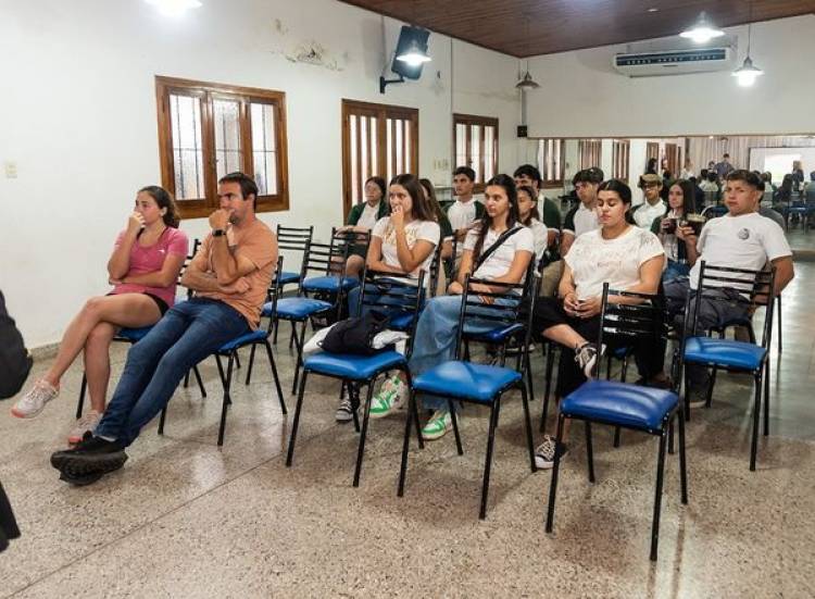 CHARLAS DE ORIENTACION VOCACIONAL EN FERIA DEL LIBRO- EXPO EDUC 2023