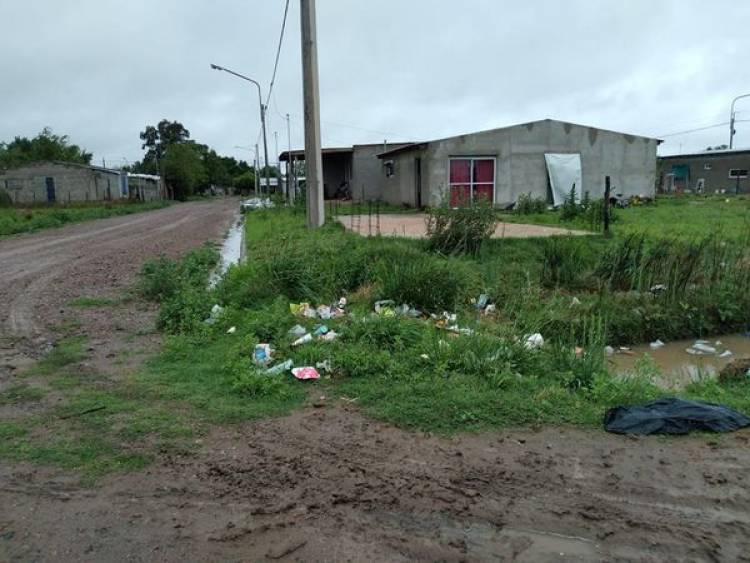 MUNICIPALIDAD DE RUFINO: ARROJAR RESIDUOS