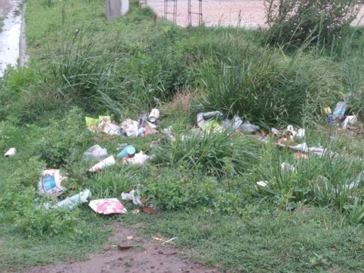 MUNICIPALIDAD DE RUFINO: ARROJAR RESIDUOS