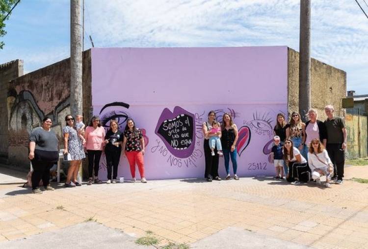 MURAL 