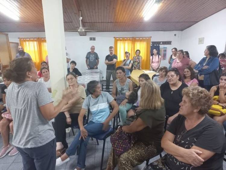 EXITOSA ENTREGA DE SEMILLAS