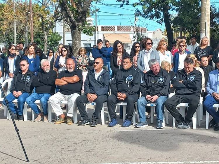 2 DE ABRIL-DIA DEL VETERANO Y DE LOS CAIDOS EN LA GUERRA DE MALVINAS