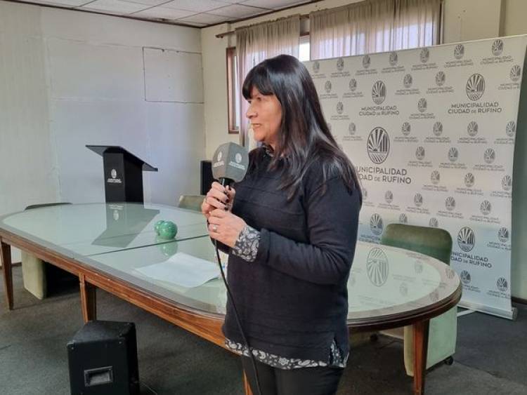 DESCUBRIMIENTO DE PLACA Y HOMENAJE A JAVIER CHAVES