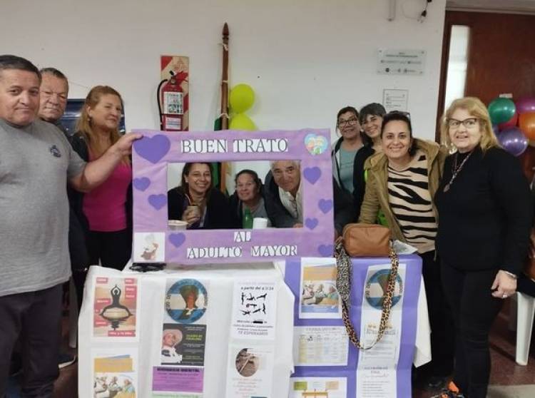 BUEN TRATO AL ADULTO MAYOR