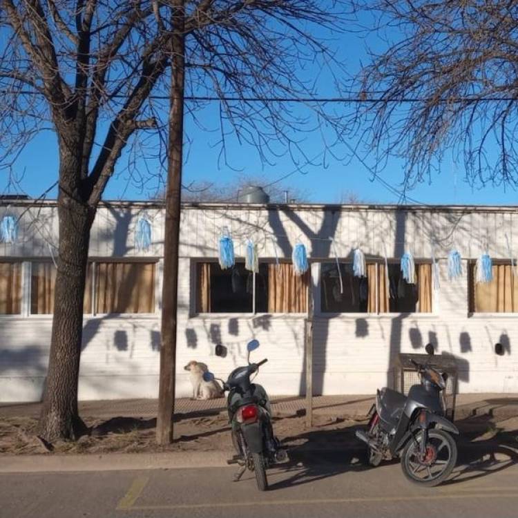 LAS GUARDES TAMBIEN FESTEJARON