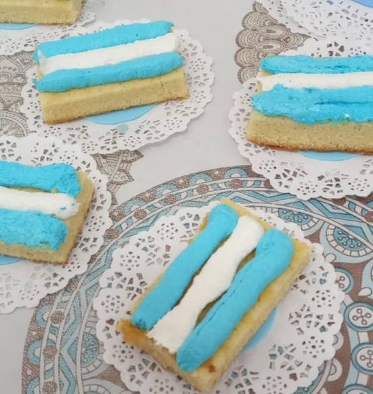 LAS GUARDES TAMBIEN FESTEJARON