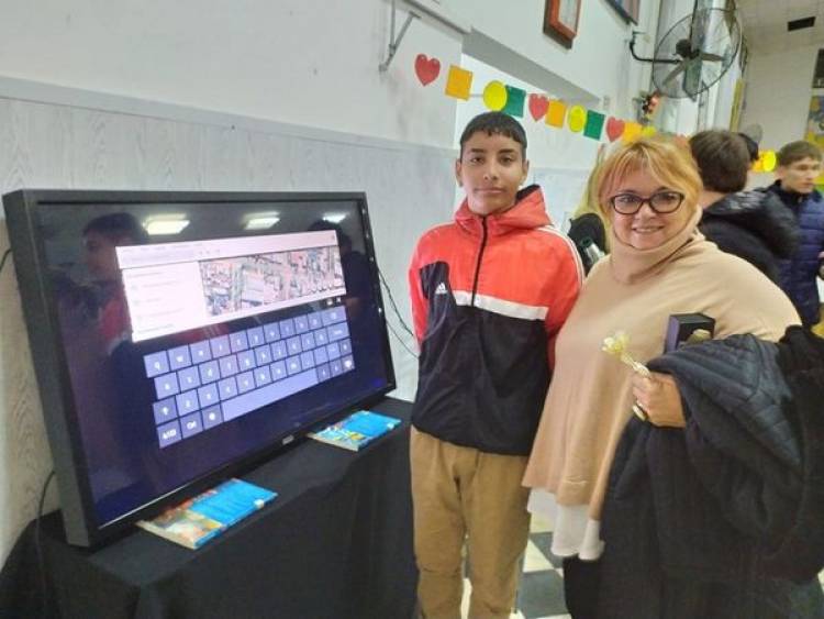 FERIA EDUCATIVA EN LA 271