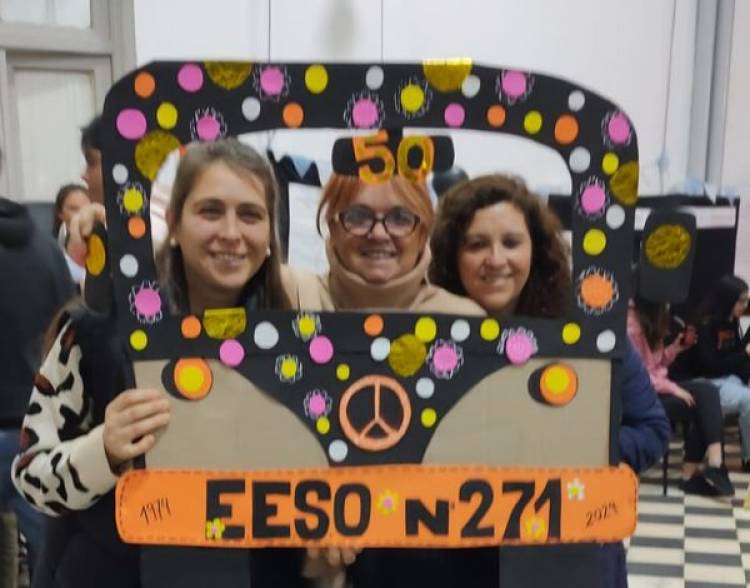 FERIA EDUCATIVA EN LA 271