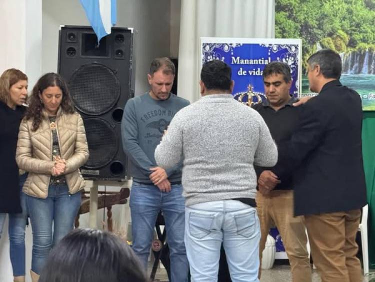 LETICIA DI GREGORIO EN DEPARTAMENTO GENERAL LOPEZ