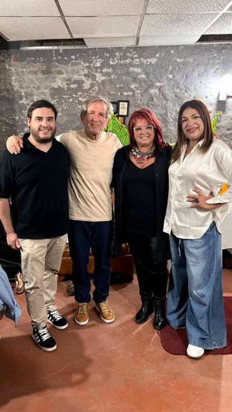 ESPECTACULAR NOCHE DE TEATRO EN EL CANDILEJAS