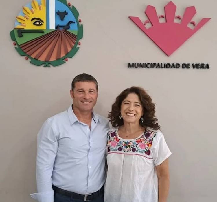 ESTAMOS A DISPOSICION DE LA COMUNIDAD DE VERA