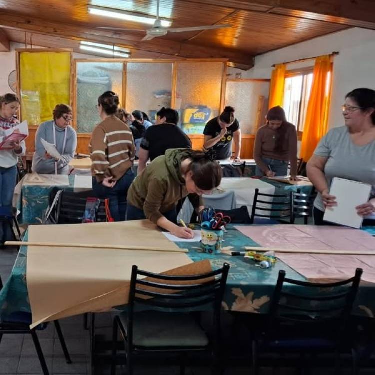 COMENZO EL TALLER DE COSTURA PARA ADULTOS