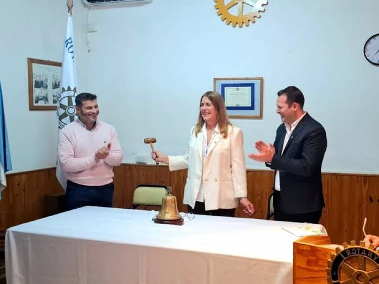NUEVAS AUTORIDADES EN EL ROTARY CLUB RUFINO