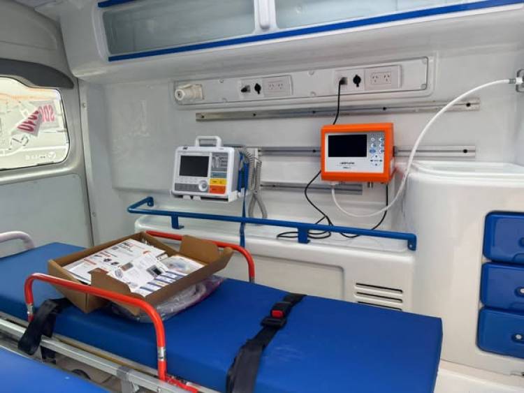 CELR: NUEVA AMBULANCIA OKM PARA EL EMCO DE LA COOPERATIVA ELECTRICA
