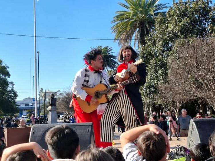 FESTEJAMOS EL DIA DEL NIÑO...!!!