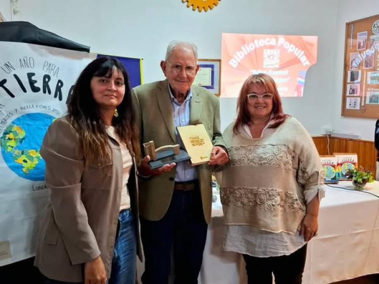 SE PRESENTO"UN AÑO PARA LA TIERRA" EN EL ROTARY