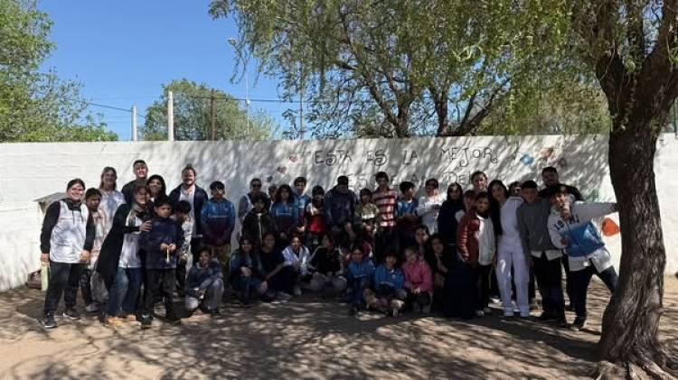 SAMCO RUFINO: LA SALUD VA A  LA ESCUELA