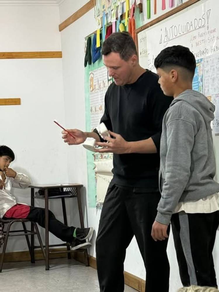 SAMCO RUFINO: LA SALUD VA A  LA ESCUELA
