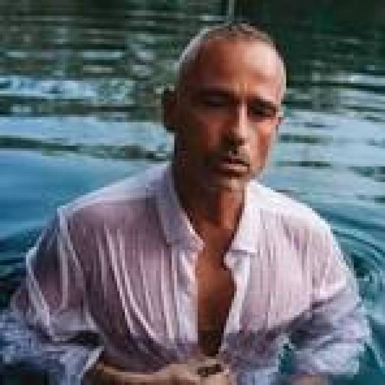 28 DE OCTUBRE DE 1963: NACE EROS RAMAZZOTTI