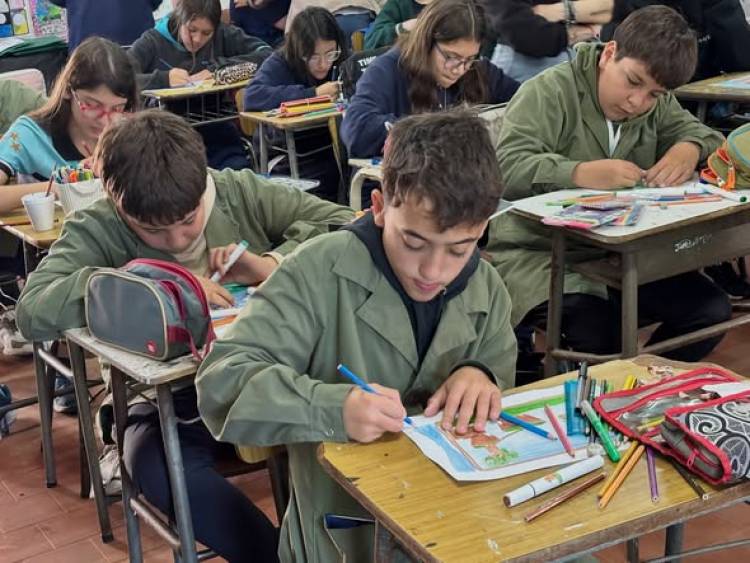 CONCURSO DE DIBUJA EN 2070