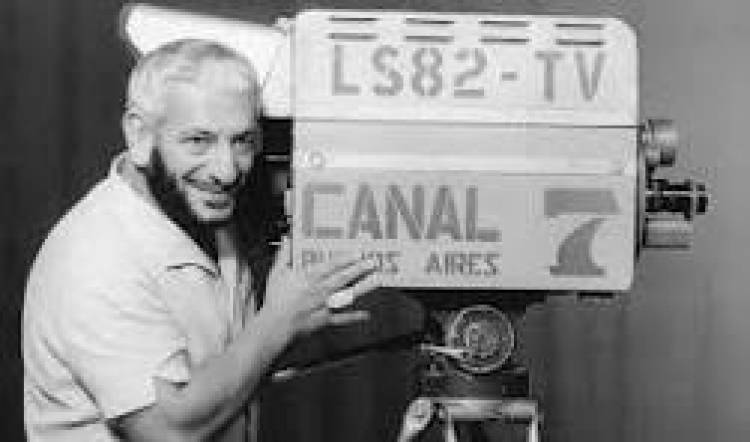 4 DE NOVIEMBRE.: COMIENZAN LAS TRANSMISIONES DE TELEVISION POR EL VIEJO CANAL 7 