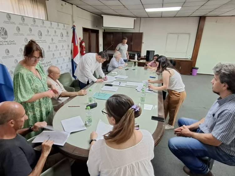 SE FIRMO EL CONTRATO DE CONCESION DE ENERGIA