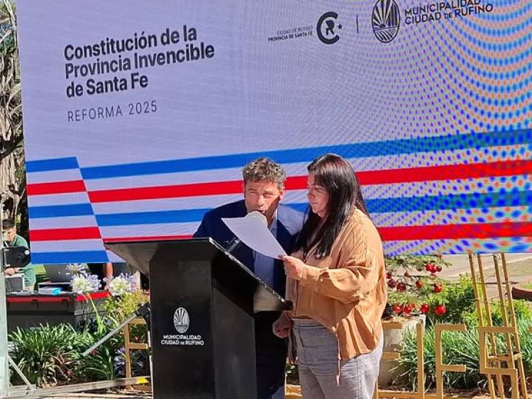 ACTO JURA DE LA CONSTITUCION PROVINCIAL Y 10 AÑOS DE GESTION MUNICIPAL