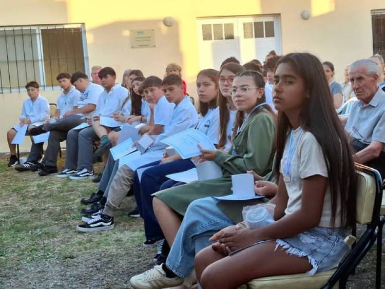 RECONOCIMIENTO A MEJORES COMPAÑEROS